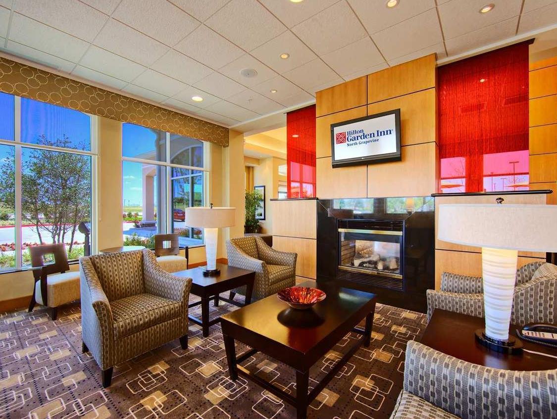 Hilton Garden Inn Dfw North Grapevine Exteriör bild